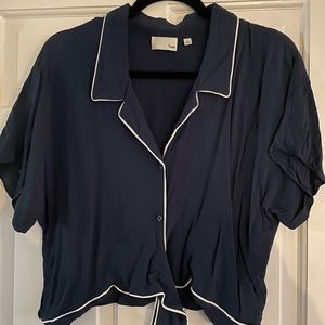 Aritzia Navy Crop shirt